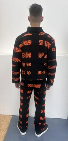 Back view of the papaya printed look